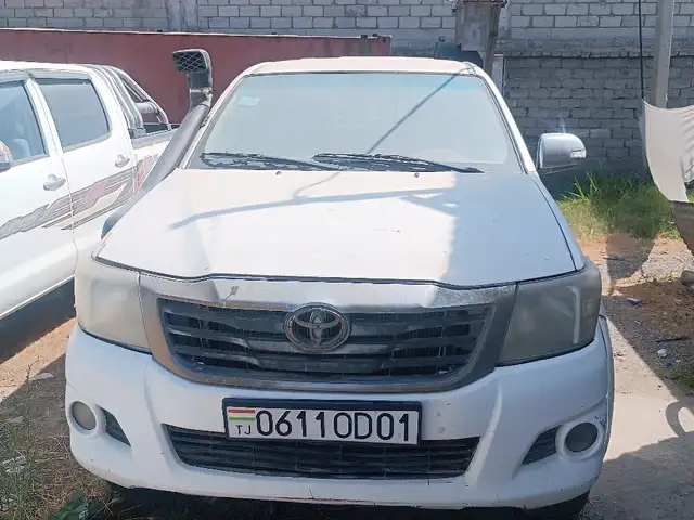 Toyota Hilux