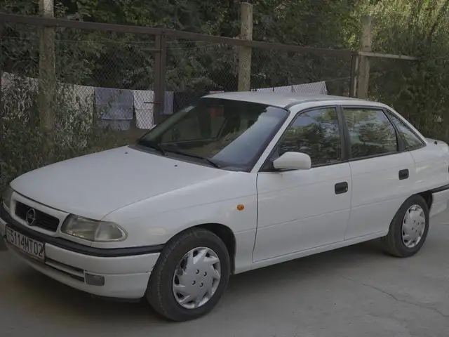Opel Astra F