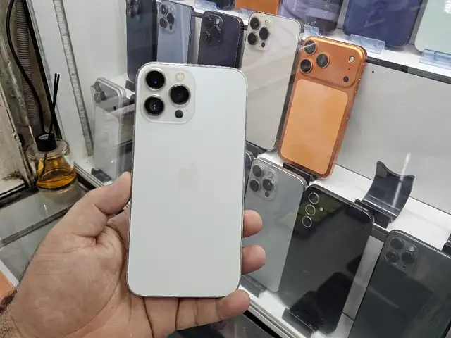 Apple iPhone 13 Pro Max, 256 gb, Silver, Бохтар (Курган-Тюбе)