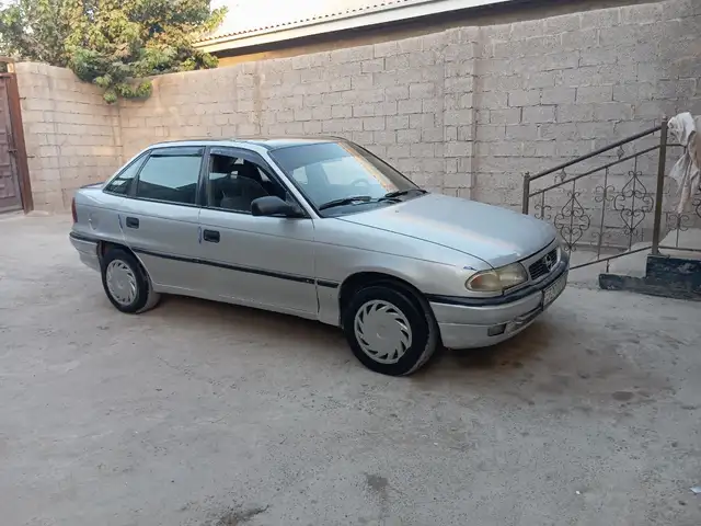 Opel Astra F
