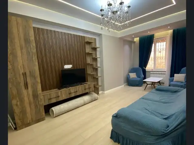 2-комн. квартира, 15 этаж, 80м², Сомони, Душанбе