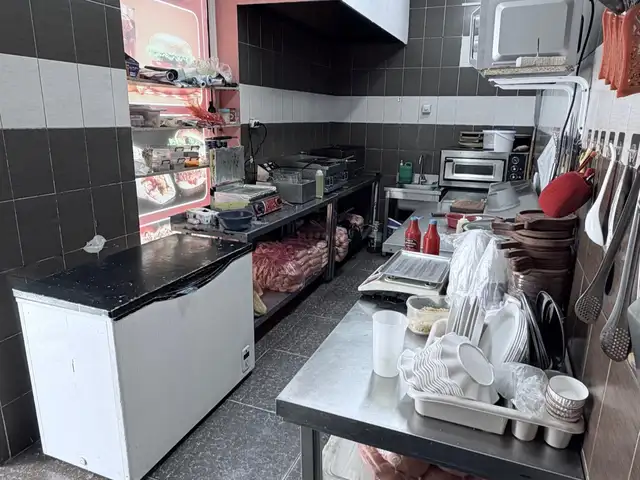 Точка быстрого питания Чиз Биз, Душанбе - 8