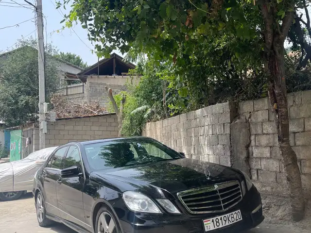 Mercedes-Benz E class
