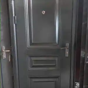 Дверь, Душанбе
