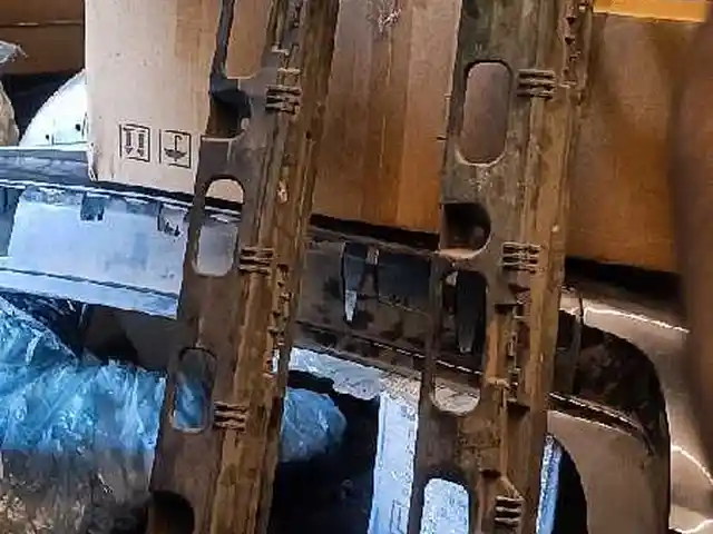 Крепление кронштейн накладки порога Mercedes W166 ML, Душанбе