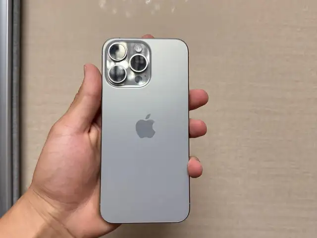 Apple iPhone 15 Pro Max, 256 gb, Natural Titanium, Турсунзода