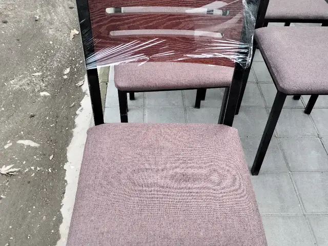 Стул, Душанбе