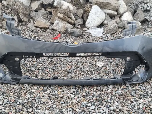 Передний бампер от Toyota Camry 5, Душанбе