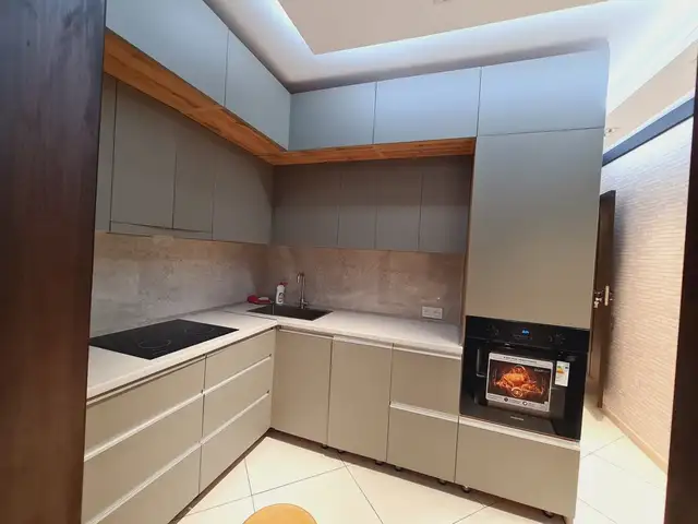 5-комн. квартира, 3 этаж, 118 м², 4мкр, 6 дом, Турсунзода - 12
