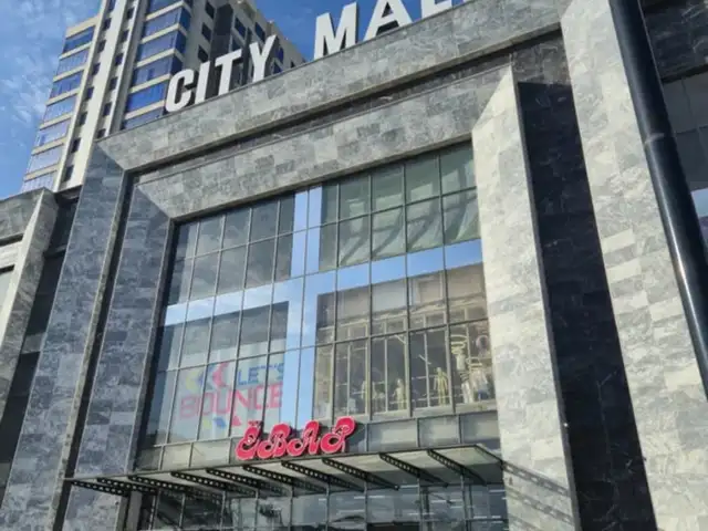 3-комн. квартира, 17 этаж, 131 м², Сино, Сити Молл, 82 микрорайон, Душанбе