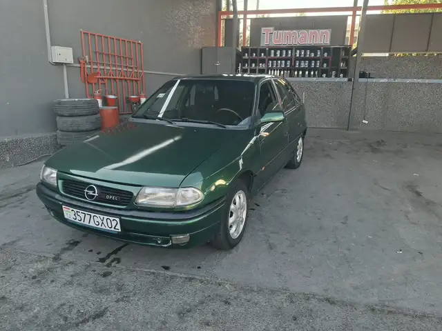 Opel Astra F