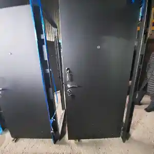 Дверь, Душанбе