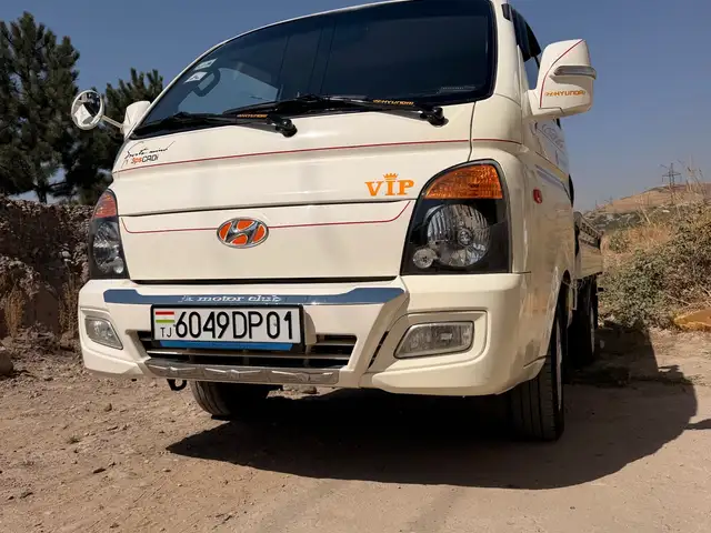 Бортовой автомобиль Hyundai Porter 2 133, 2016 автомат, Душанбе