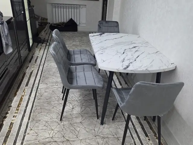 Стол и стулья, Душанбе