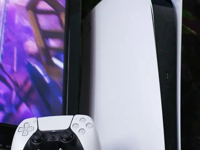 Аренда PlayStation 4 с 2 джойстиками со всеми играми, Худжанд
