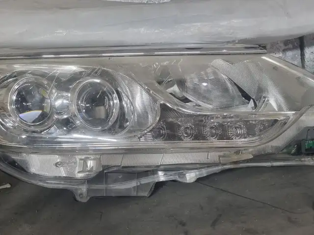 Правая фара для Toyota Camry 5 рабочий Hybrid, Душанбе
