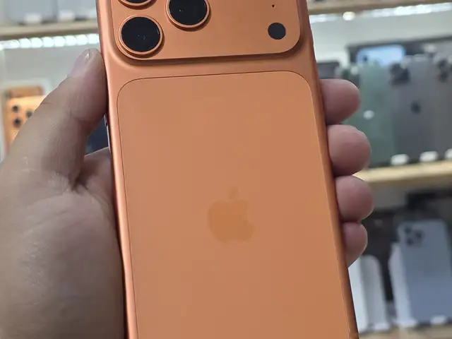 Apple iPhone 17 Pro Max, 256 gb, Cosmic Orange, Душанбе