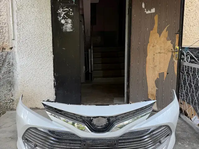 Бампери пеш барои Toyota Camry 6, Душанбе
