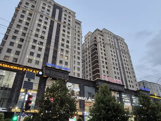6-комн. квартира, 8 этаж, 190 м², 92 мкр, Душанбе