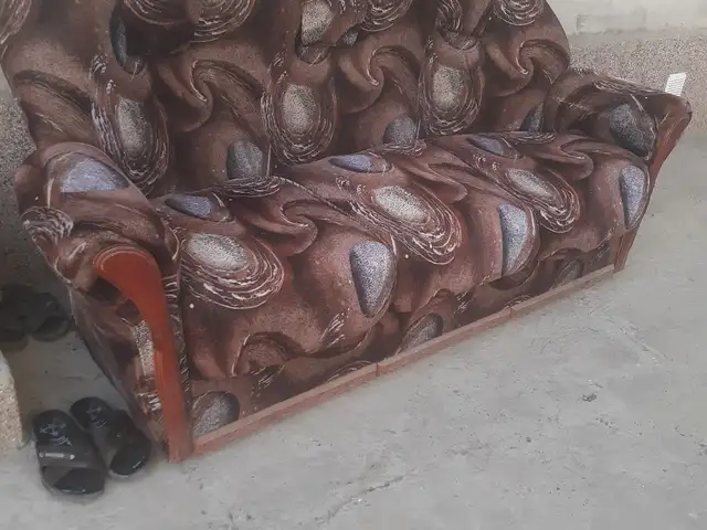 Диван, Худжанд