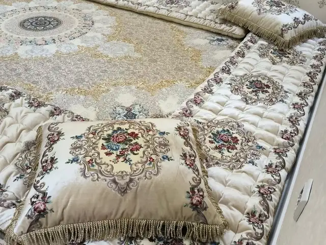 Курпача комплект бо болишт, Худжанд