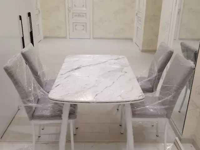 Стол и стулья, Душанбе