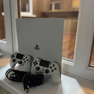 Игровая приставка Sony playstation 4 pro 1TB 7.90, Душанбе