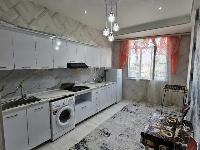 1-комн. квартира, 4 этаж, 50 м², Универмаг, Хуҷанд