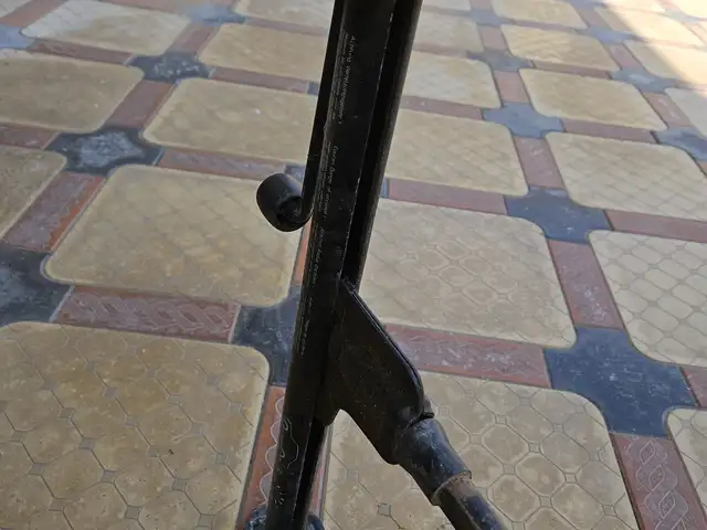 Домкрат, Худжанд