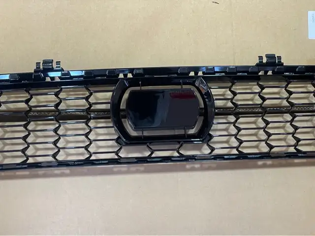 Решетка от BMW G30 F90, Худжанд