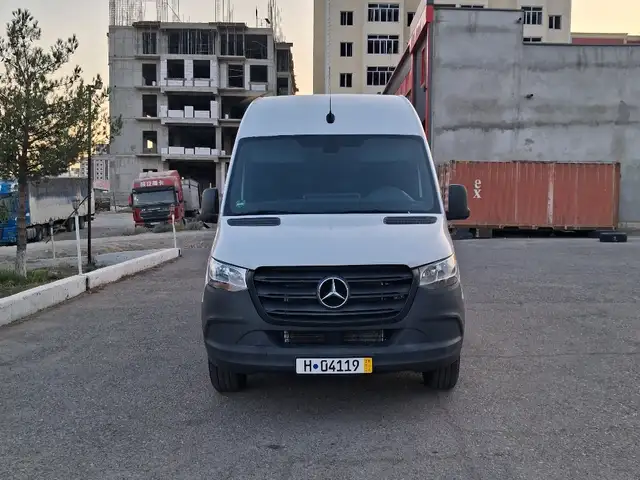 Фургон Sprinter, 2021, Худжанд