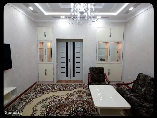 3-комн. квартира, 3 этаж, 100м², центр магазин Анис, Худжанд