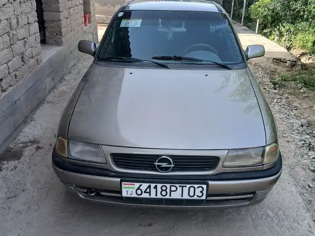 Opel Astra F