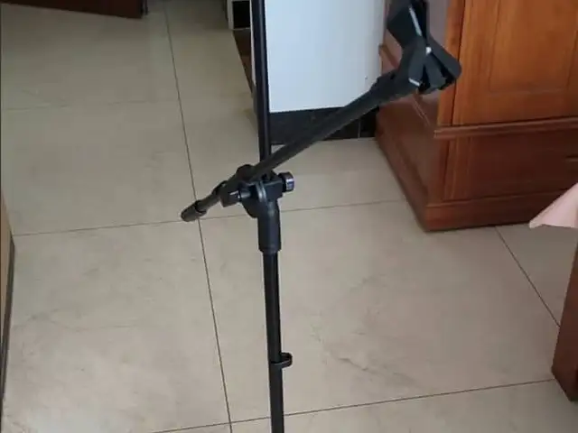 Стойка микрофона, Худжанд
