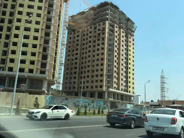 3-комн. квартира, 14 этаж, 115 м², И,Сомони, Душанбе