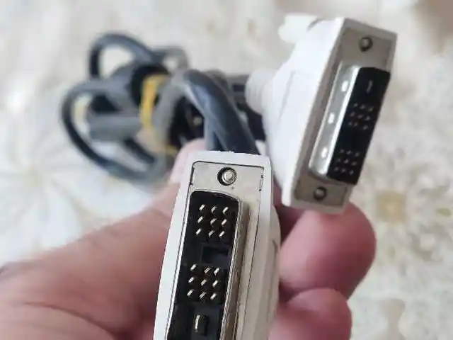 Кабель DVI, Душанбе