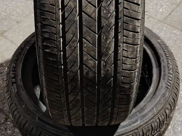Шины Bridgestone 235/45 R18, Душанбе