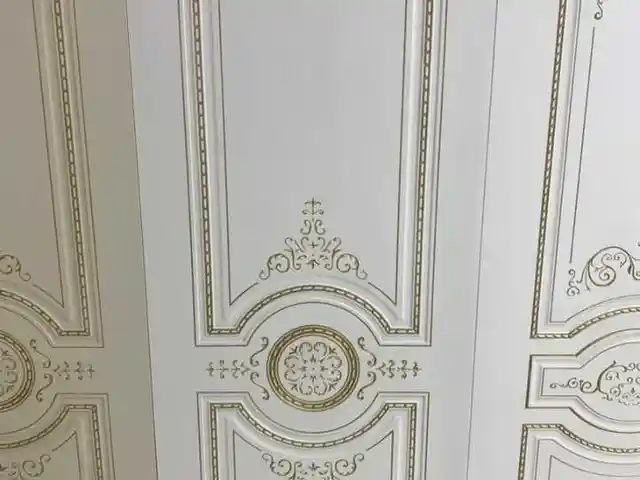 Дверь, Душанбе