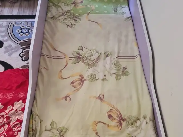 Кровать, Хуҷанд