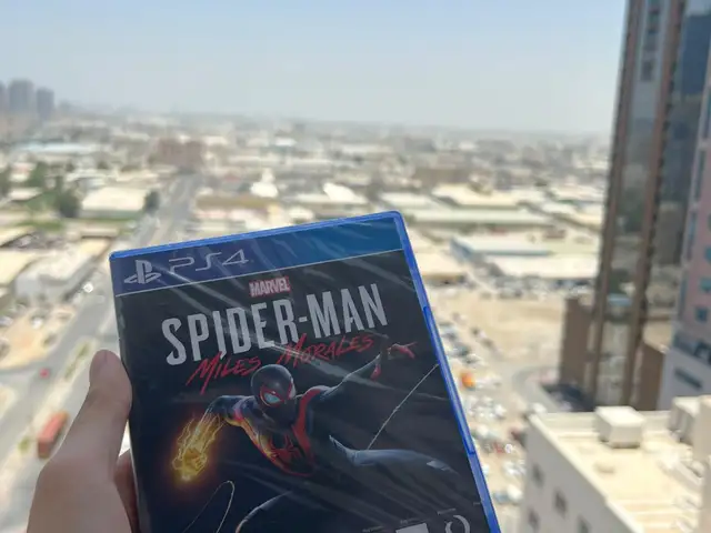 Компакт-диск SPIDER MAN MILES MORALES PS4/5, Душанбе