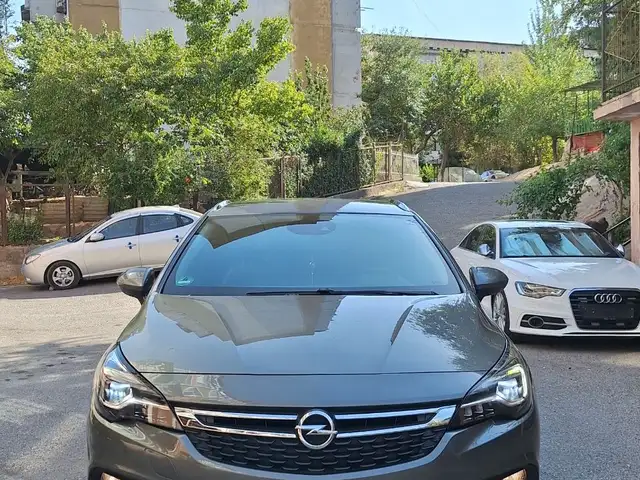 Opel Astra K