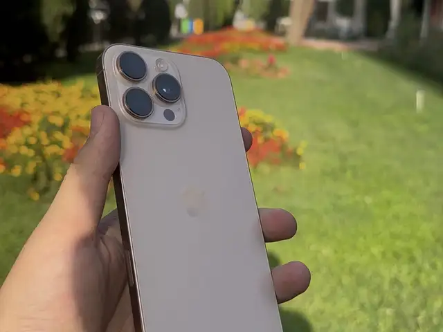 Apple iPhone 16 Pro Max, 256 gb, Desert Titanium, Душанбе