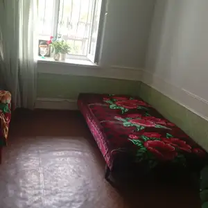 Кровать и кресло, Бустон (Чкаловск)