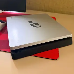 Игровая приставка Sony 4 gt limited edition slim, Душанбе