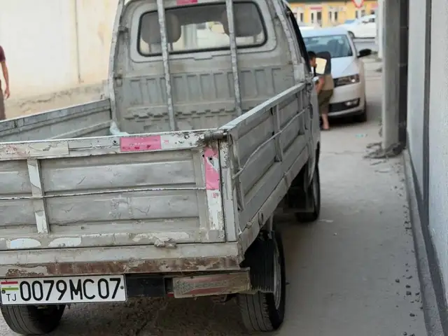 Бортовой автомобиль, 2011, Душанбе
