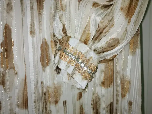 Платье, Душанбе