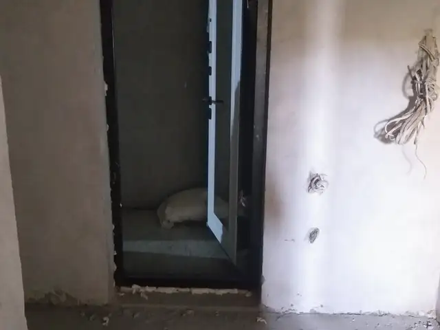 2-комн. квартира, Цокольный этаж, 61 м², 8 мкр, Худжанд