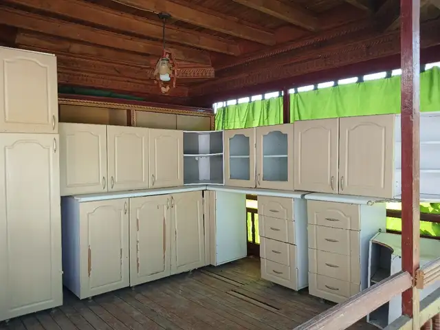 Кухонный гарнитур, Исфара