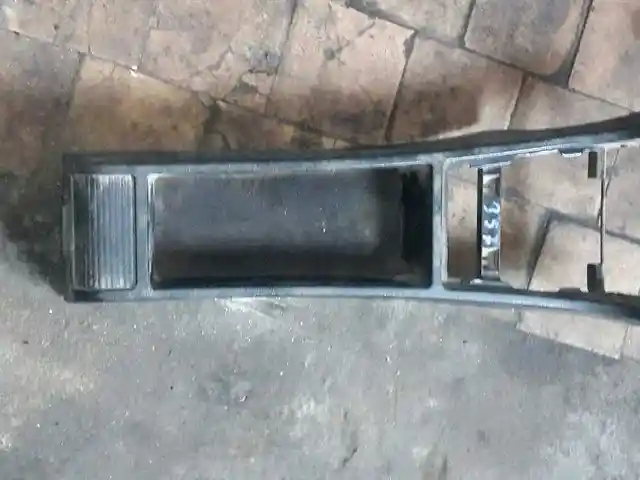 Подлокотник на Mercedes-Benz C class, Худжанд