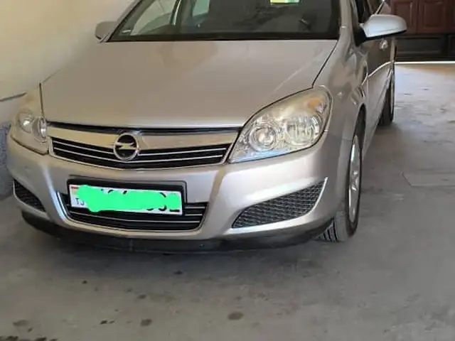 Opel Astra H